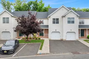 33 E Burgess Dr, Piscataway Township, NJ 08854 - Photo 41