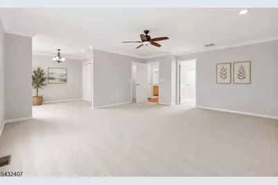 33 E Burgess Dr, Piscataway Township, NJ 08854 - Photo 17