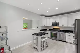 33 E Burgess Dr, Piscataway Township, NJ 08854 - Photo 11