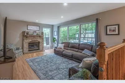 15 Gary Ct, Mount Olive, NJ 07836 - Photo 7
