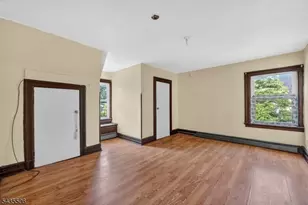 366 7th Ave W, Newark, NJ 07107 - Photo 37