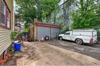366 7th Ave W, Newark, NJ 07107 - Photo 5