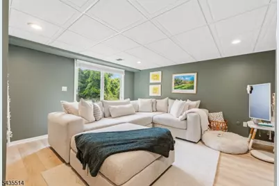 25 Fells Manor Rd, Caldwell, NJ 07006 - Photo 31