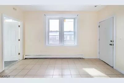 287 N 10th St #2, Newark, NJ 07107 - Photo 3