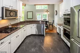 16 Wyckoff Way, Chester, NJ 07930 - Photo 13