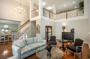 16 Wyckoff Way, Chester, NJ 07930 - Photo 9