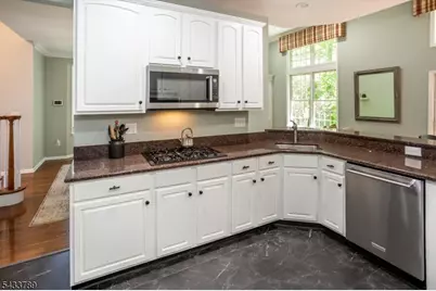 16 Wyckoff Way, Chester, NJ 07930 - Photo 15