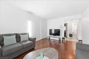 18 Lake Ave, East Brunswick Township, NJ 08816 - Photo 3