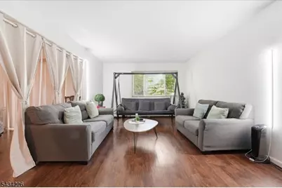 18 Lake Ave, East Brunswick Township, NJ 08816 - Photo 13