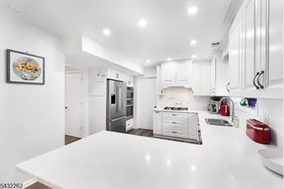 36 Gates Rd, Franklin Township, NJ 08873 - Photo 7