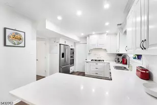36 Gates Rd, Franklin Township, NJ 08873 - Photo 7