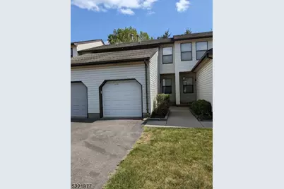 604 Almond Ct, Raritan Township, NJ 08822 - Photo 1