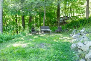 7 Birch Rd, Vernon Twp., NJ 07461 - Photo 13