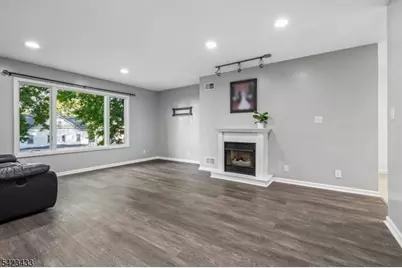 45 Hillside Ave, Nutley, NJ 07110 - Photo 13