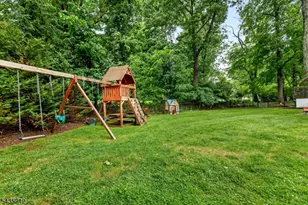 15 Afterglow Ave, Verona, NJ 07044 - Photo 39