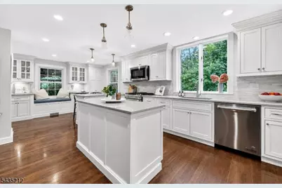 15 Afterglow Ave, Verona, NJ 07044 - Photo 13