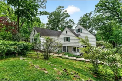 15 Afterglow Ave, Verona, NJ 07044 - Photo 37