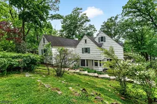 15 Afterglow Ave, Verona, NJ 07044 - Photo 37