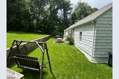 318 Palmer Rd, Denville, NJ 07834 - Photo 3