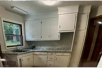 318 Palmer Rd, Denville, NJ 07834 - Photo 9