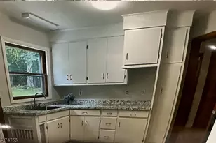 318 Palmer Rd, Denville, NJ 07834 - Photo 9