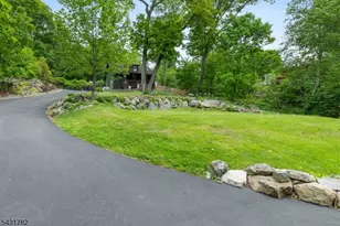 66 Fairlawn Dr, West Milford, NJ 07421 - Photo 29