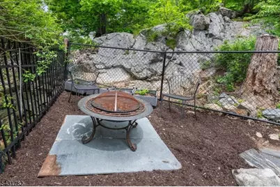 66 Fairlawn Dr, West Milford, NJ 07421 - Photo 23
