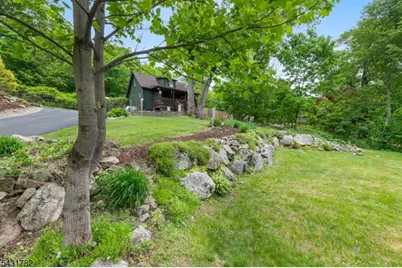 66 Fairlawn Dr, West Milford, NJ 07421 - Photo 37