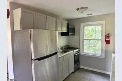 2 Beech Spring Dr #2, Summit, NJ 07901 - Photo 5