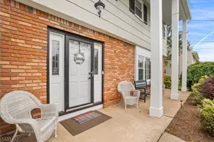 2 Ellam Dr, Randolph Township, NJ 07869 - Photo 5