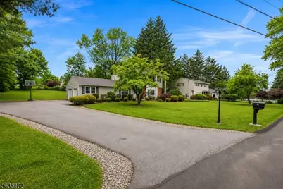 2 Ellam Dr, Randolph Township, NJ 07869 - Photo 3