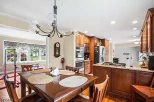 2 Ellam Dr, Randolph Township, NJ 07869 - Photo 7