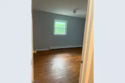 48 E Shore Dr, Vernon, NJ 07462 - Photo 9