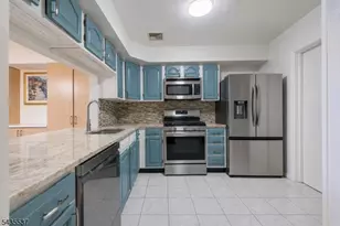 15 Boulder Run Rd, Paterson, NJ 07501 - Photo 7