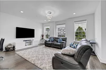 6 Martin Pl, Morris Plains, NJ 07950 - Photo 25