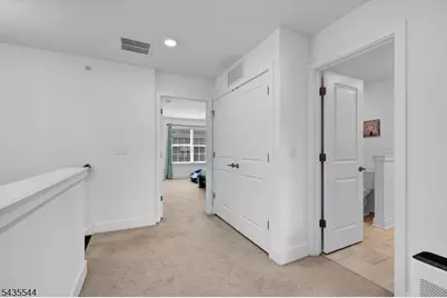 6 Martin Pl, Morris Plains, NJ 07950 - Photo 33