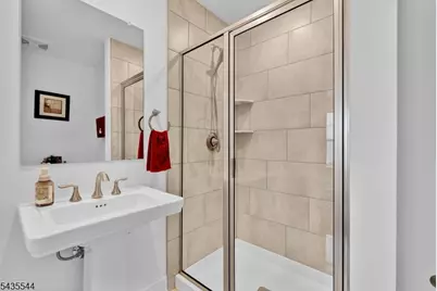 6 Martin Pl, Morris Plains, NJ 07950 - Photo 11
