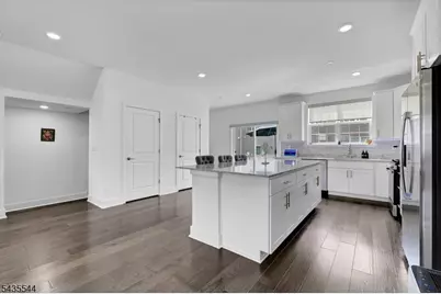 6 Martin Pl, Morris Plains, NJ 07950 - Photo 15