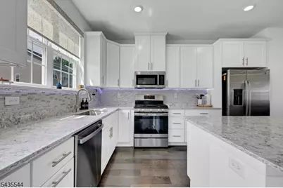 6 Martin Pl, Morris Plains, NJ 07950 - Photo 19