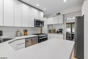931 Pierpont St, Rahway, NJ 07065 - Photo 13