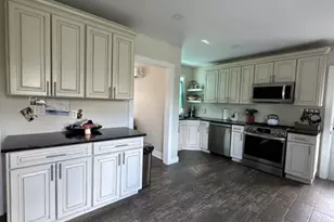 3 Dumont Rd, Far Hills, NJ 07931 - Photo 5