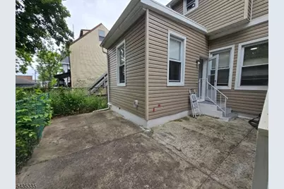 713 E 27th St, Paterson, NJ 07504 - Photo 11