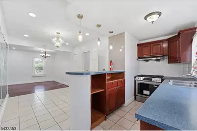 122 South Lincoln Ave #2, Middlesex, NJ 08846 - Photo 1