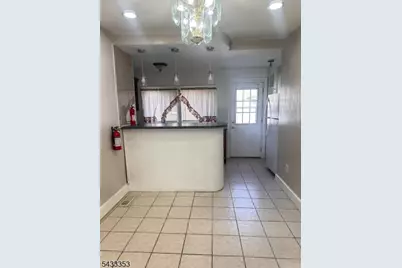 122 South Lincoln Ave #2, Middlesex, NJ 08846 - Photo 3