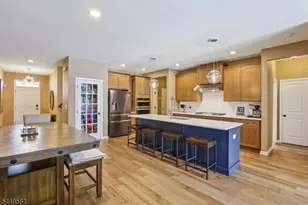 26 Wisteria Ct, Monroe Township, NJ 08831 - Photo 5