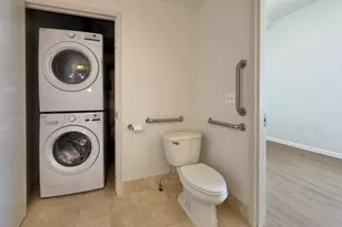2000 West St, Union City, NJ 07087 - Photo 15