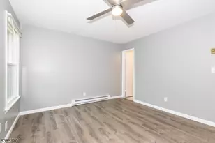 190 Park St, East Orange, NJ 07017 - Photo 23