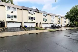 190 Park St, East Orange, NJ 07017 - Photo 3