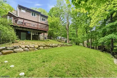 158 Glenside Trl, Byram Township, NJ 07871 - Photo 35