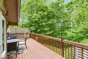 158 Glenside Trail, Byram Township, NJ 07871 - Photo 27
